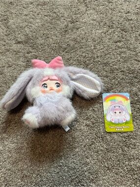 Nommi Sitting Zoo Vinyl Plush Pendant - Taro Paste Bunny